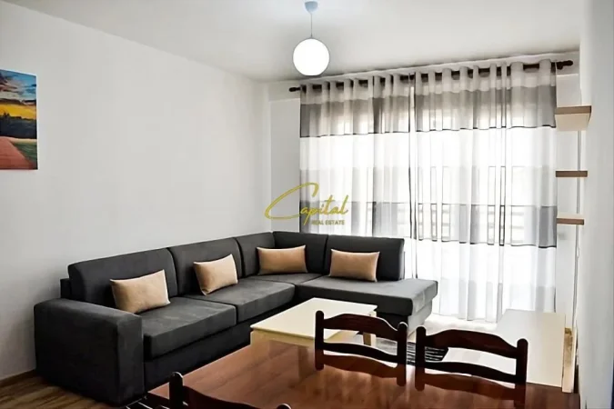 Tirane, jepet me qera apartament 1+1 Kati 5, 70 m² 500 € (LAPRAKE)