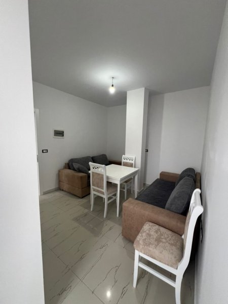 Tirane, jepet me qera shtepi 1+1 Kati 2, 50 m² 400 € (Don Bosko)