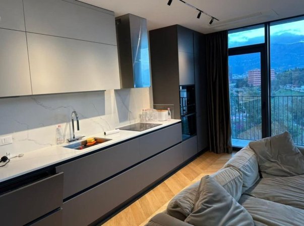 Shitet Apartament 2+1+2, Lake View Residence, Tiranë