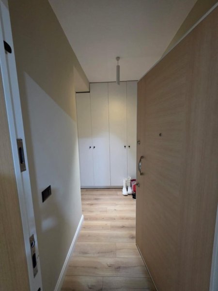 Tirane, shitet apartament 1+1+Ballkon Kati 1, 112 m² 392.000 € (Prane Kika 2)