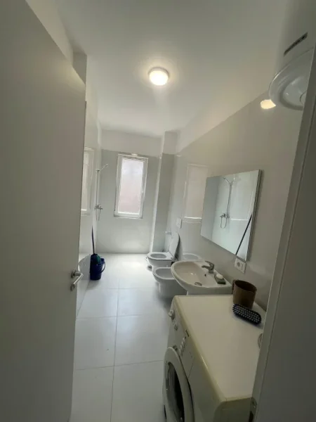 Tirane, jepet me qera apartament 2+1+Aneks+Ballkon Kati 1, 94 m² 450 € (Paskuqan "rr Lidhja e Prizerenit")