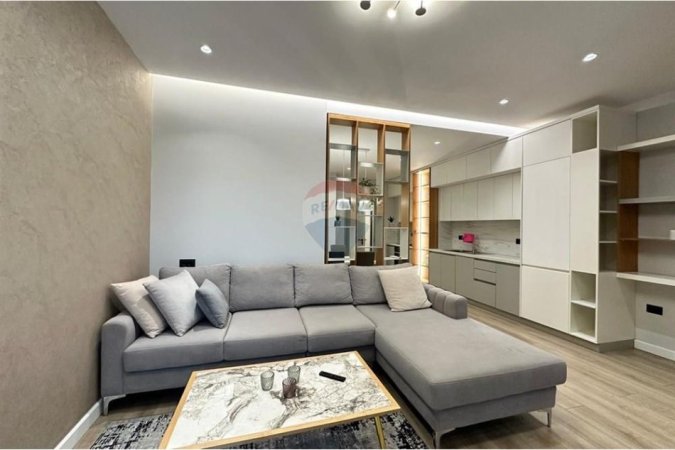 Tirane, jepet me qera apartament 2+1+Ballkon Kati 3, 115 m² 1.500 € (Rruga e Kosovareve)