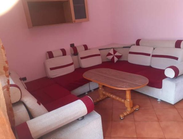 Tirane, jepet me qera Vile 1+1 Kati 1, 75 m² 26.000 Leke (Mbrapa Vizion Plusit,Don Bosko)
