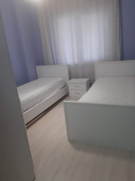 Tirane, jepet me qera apartament 2+1+BLK Kati 3, 110 m² 650 Euro (Rruga e Elbasanit)