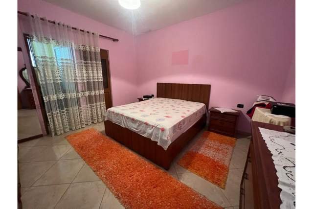 Tirane, jepet me qera apartament Kati 1, 130 m² 450 Euro (-,  Tiranë,  Shqipëri)