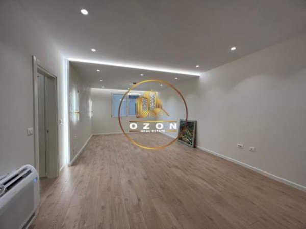 Tirane, jepet me qera apartament 2+1+A+BLK Kati 4, 110 m² 1.100 Euro (BLLOKU)