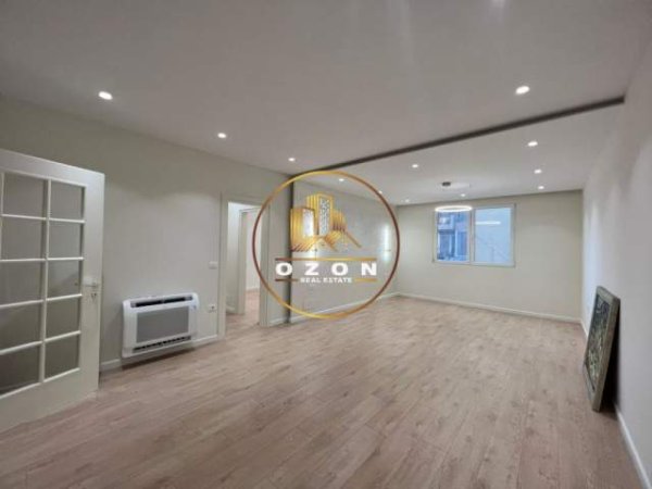 Tirane, jepet me qera apartament 2+1+A+BLK Kati 4, 110 m² 1.100 Euro (BLLOKU)