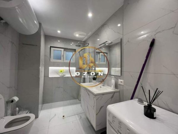 Tirane, jepet me qera apartament 2+1+A+BLK Kati 4, 110 m² 1.100 Euro (BLLOKU)