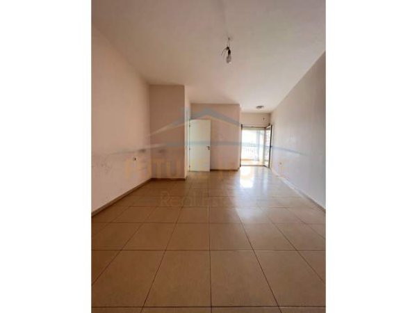 Tirane, shes apartament 2+1+BLK Kati 3, 116 m² 119.000 Euro (RRUGA TEODOR KEKO)