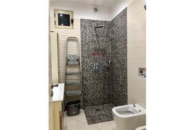 Tirane, jepet me qera apartament 2+1+BLK Kati 6, 100 m² 450 Euro (Astir)