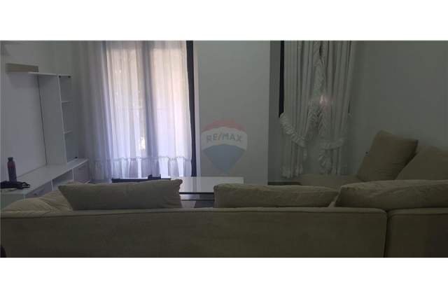Tirane, jepet me qera apartament 2+1+BLK Kati 2, 101 m² 480  (Rruga e Dibres)