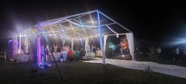 Tirane, jepet me qera ambjent biznesi Kati 0, 300 m² 15 Euro/m2 (Petrel)