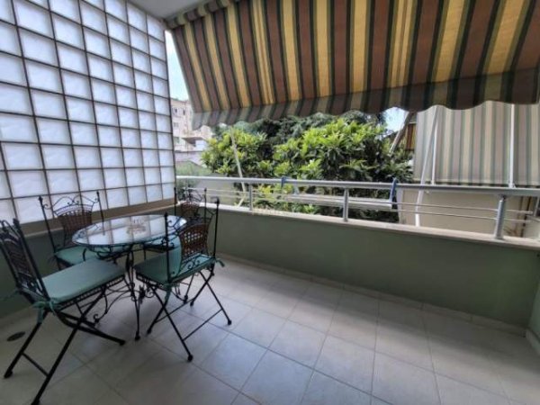 Tirane, jepet me qera apartament 2+1+BLK Kati 2, 90 m² 600  (Rr. Fortuzi)