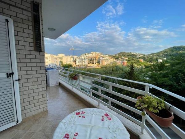 Tirane, shitet apartament Kati 3, 68 m² 144.000 Euro (Liqeni i Thate)