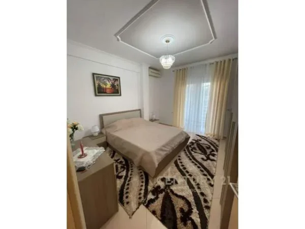 Tirane, shitet apartament 1+1 Kati 3, 70 m² 150.000 Euro (Liqeni i Thate)