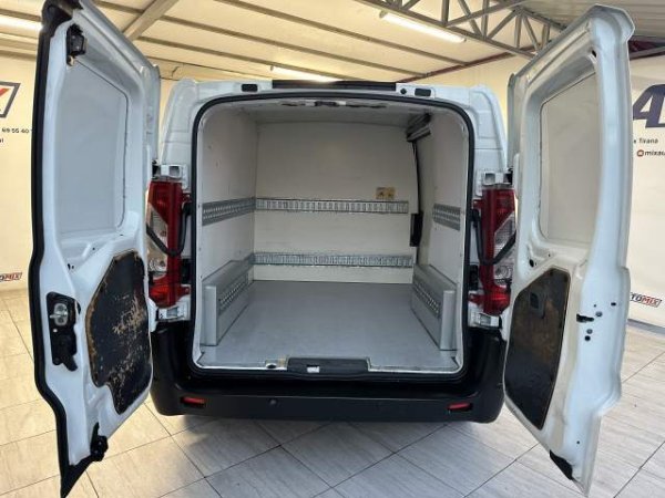 Tirane, shes makine karavan Citroen jumpy Viti 2010, 6.800 Euro