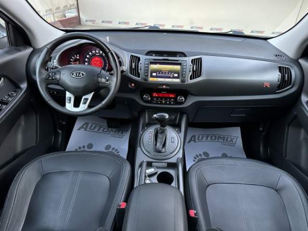 Tirane, shes xhip Kia sportage Viti 2012, 14.400 Euro