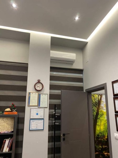 Tirane, jepet me qera ambjent biznesi Kati 0, 28 m² 600 Euro (Faik Konica)