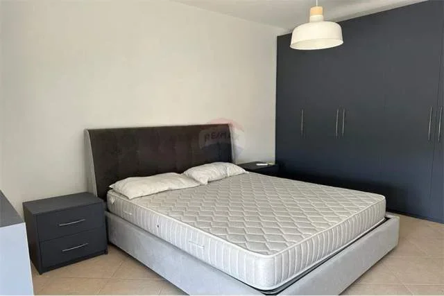 Tirane, jepet me qera apartament 1+1 Kati 7, 73 m² 500 Euro (Rruga Frosina Plaku)
