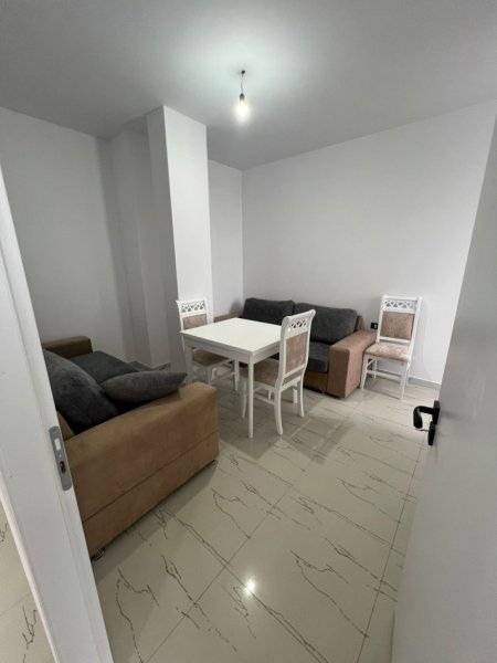 Tirane, jepet me qera shtepi 1+1 Kati 2, 50 m² 400 € (Don Bosko)