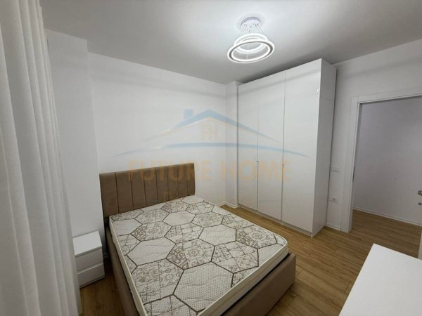 Tirane, jepet me qera 2+1 Kati 3, 68 m² 450 € (XHAMIA SELITES)  UNA61510