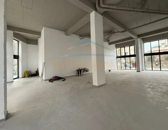 Qera Ambjent Komercial , Rezidenca “Eshli”, Brryl