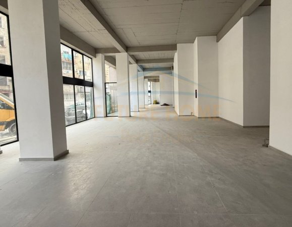 Qera Ambjent Komercial , Rezidenca “Eshli”, Brryl