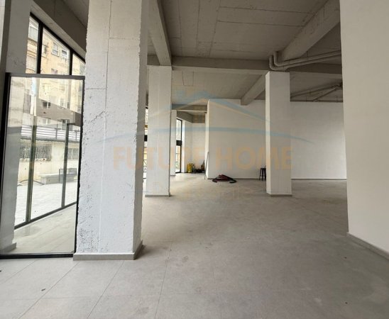 Qera Ambjent Komercial , Rezidenca “Eshli”, Brryl