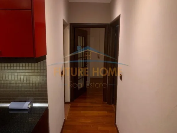 Tirane, shitet apartament 2+1 Kati 1, 124 m² 372.000 € (Rruga e Kosovareve)