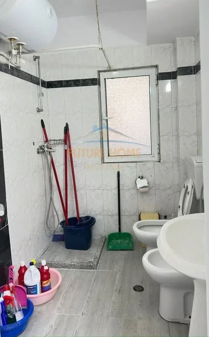 Qera, Ambient për Zyra, Bulevardi Gjergj Fishta