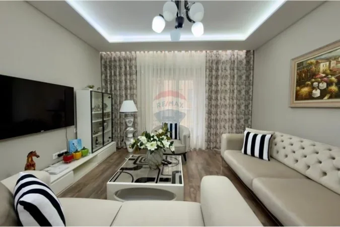 Tirane, shitet apartament 2+1 Kati 4, 112 m² 225.000 € (Profarma, Tiranë(ID: 530181047-553)