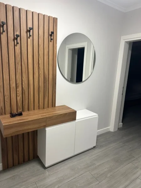 Tirane, jepet me qera apartament 1+1 Kati 1, 67 m² 550 € (Pazari i ri)