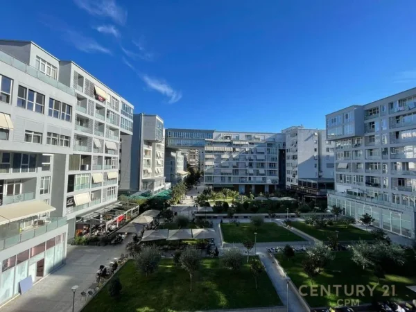 Tirane, jepet me qera ambjent biznesi Kati 3, 130 m² 1.500 € 