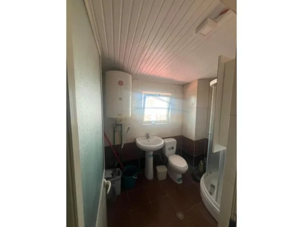 Qerret, shitet apartament 1+1 Kati 4, 67 m² 76.000 €