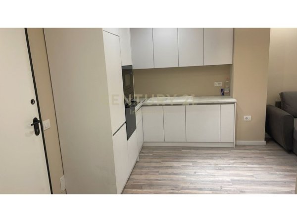 Tirane, jepet me qera apartament 1+1 Kati 6, 58 m² 500 € 