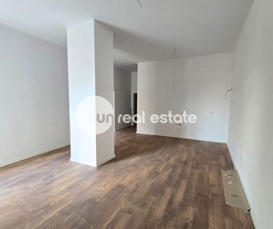 Shkoder, shitet apartament 2+1+Ballkon Kati 2, 120 m² 150.000 € (RUS)