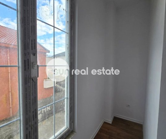 Shkoder, shitet apartament 2+1+Ballkon Kati 2, 120 m² 150.000 € (RUS)