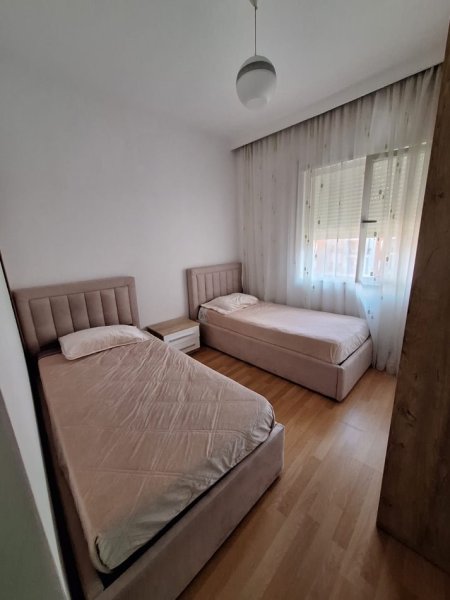 Tirane, jepet me qera apartament 2+1 Kati 3, 92 m² 180.000 € (DON BOSKO)
