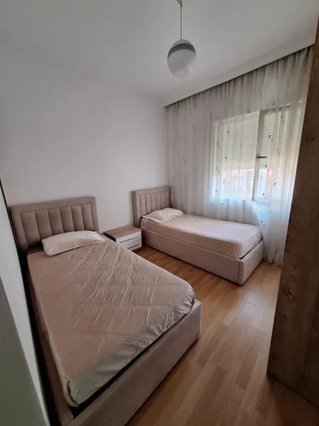 Tirane, jepet me qera apartament 2+1 Kati 3, 92 m² 180.000 € (DON BOSKO)
