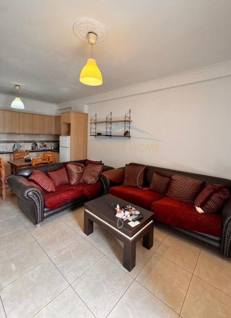 Qera,Apartament 2+1 , Unaza e Re