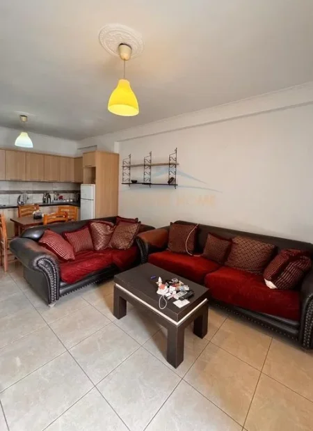 Qera,Apartament 2+1 , Unaza e Re