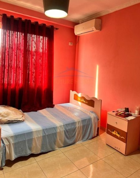 Qera,Apartament 2+1 , Unaza e Re