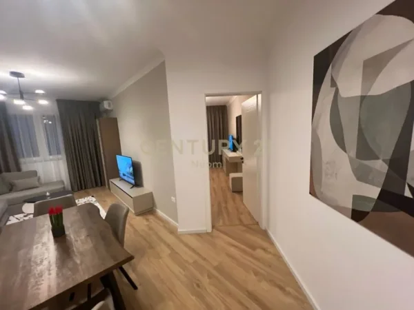 Tirane, jepet me qera apartament 1+1 Kati 5, 70 m² 700 € 