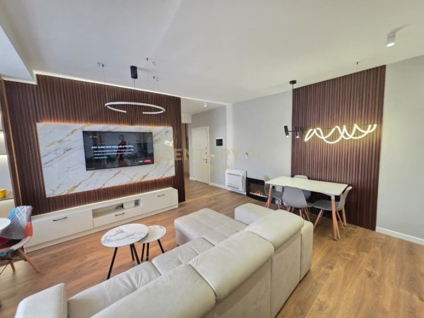 Tirane, jepet me qera apartament 2+1 Kati 5, 100 m² 1.000 € (Ish - Bllok)