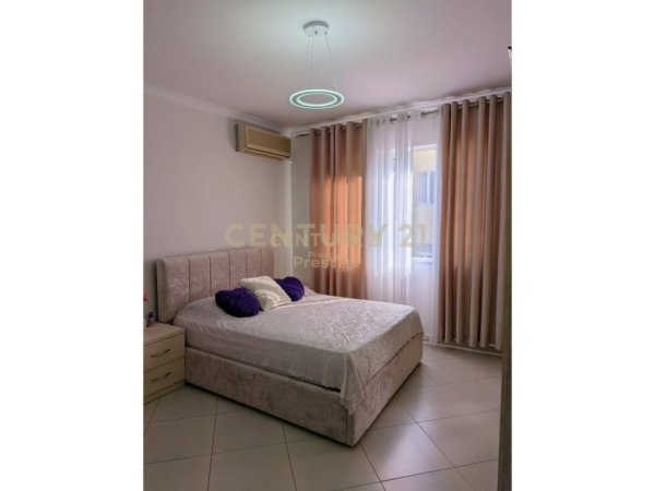 Tirane, jepet me qera apartament 1+1 Kati 4, 40 m² 500 € (21 dhjetori)