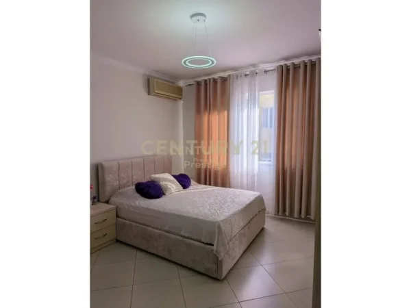 Tirane, jepet me qera apartament 1+1 Kati 4, 40 m² 500 € (21 dhjetori)