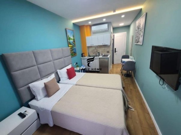 Tirane, jepet me qera garsonier Kati 9, 240 m² 3.600 € (RRUGA E KAVAJES)