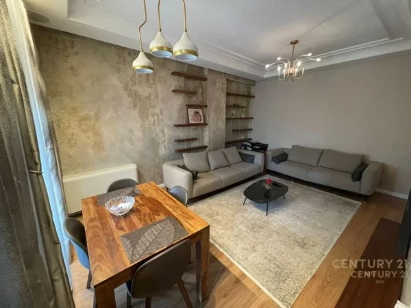 Tirane, shitet apartament 3+1 Kati 2, 154 m² 550.000 € (Rruga e Elbasanit)