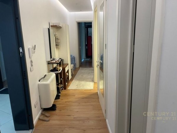 Tirane, shitet apartament 3+1 Kati 2, 154 m² 550.000 € (Rruga e Elbasanit)