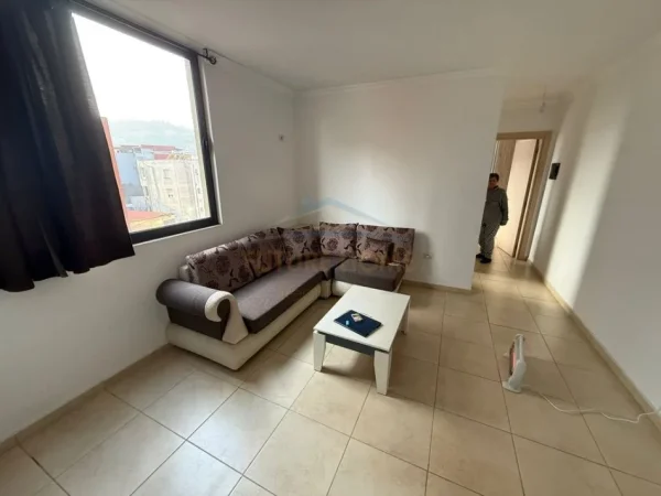 Tirane, shitet apartament 1+1+Ballkon Kati 4, 56 m² 113.000 € (Kodra E Diellit)